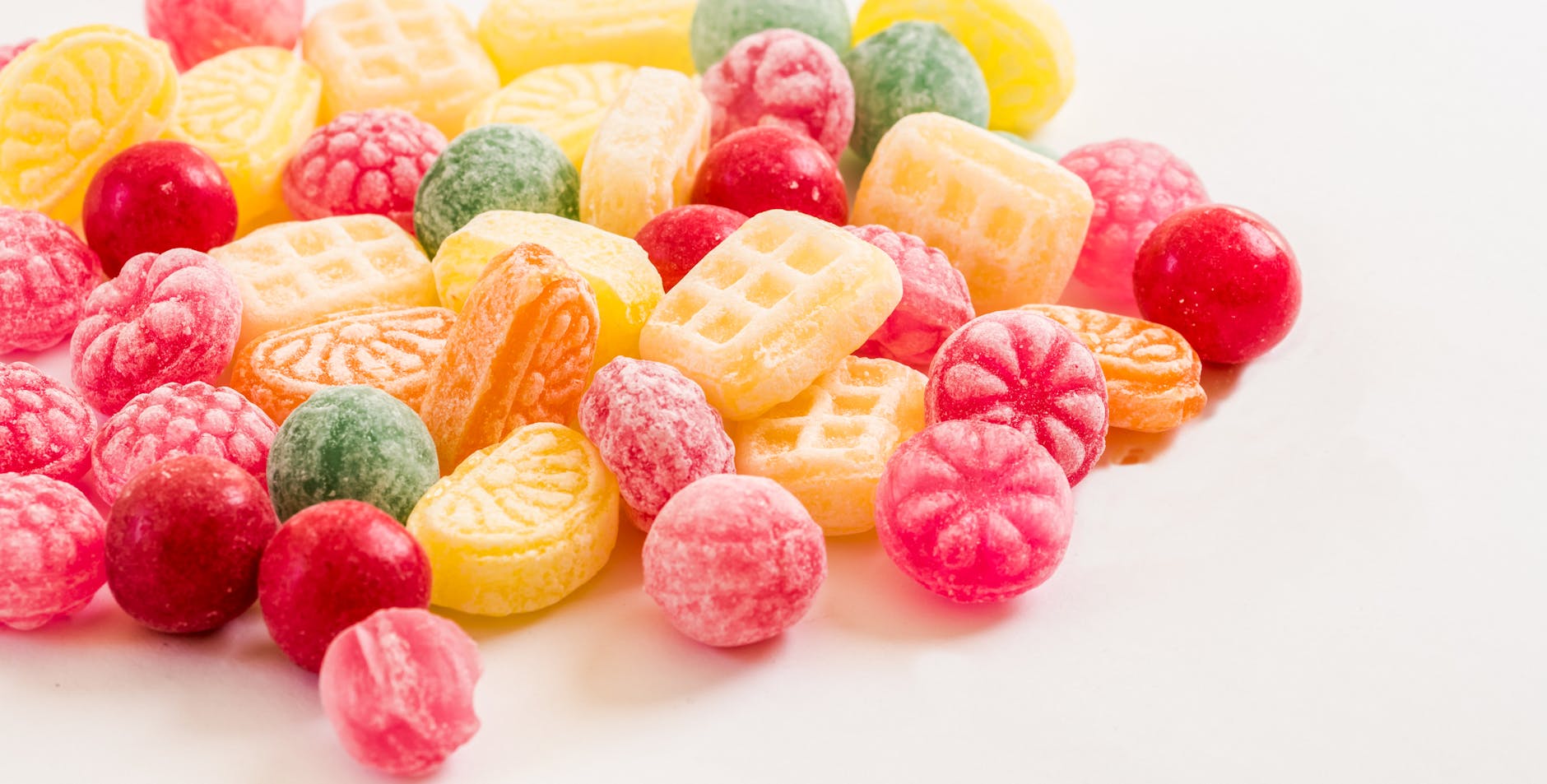 5 Candy Fruit Snacks Only Baby Boomers Will Remember 