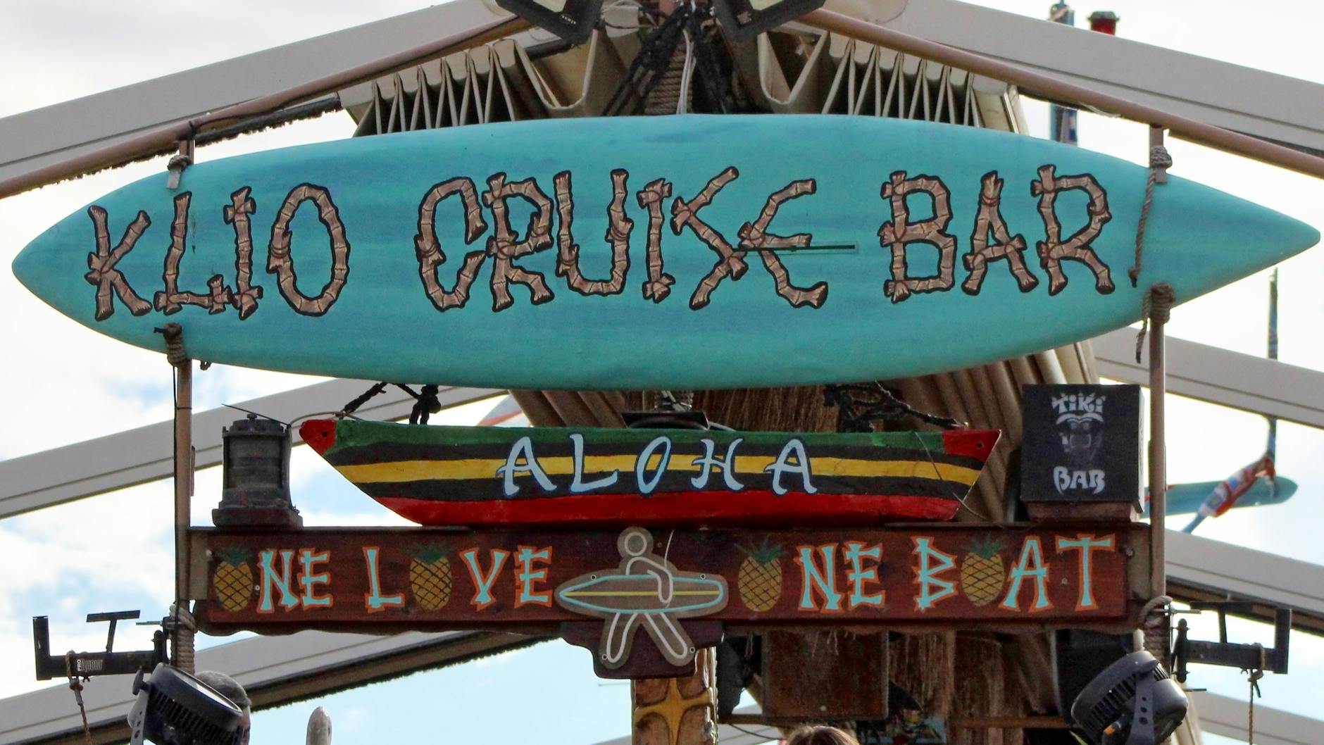 5 Restaurants That Inspired Jimmy Buffett Songs