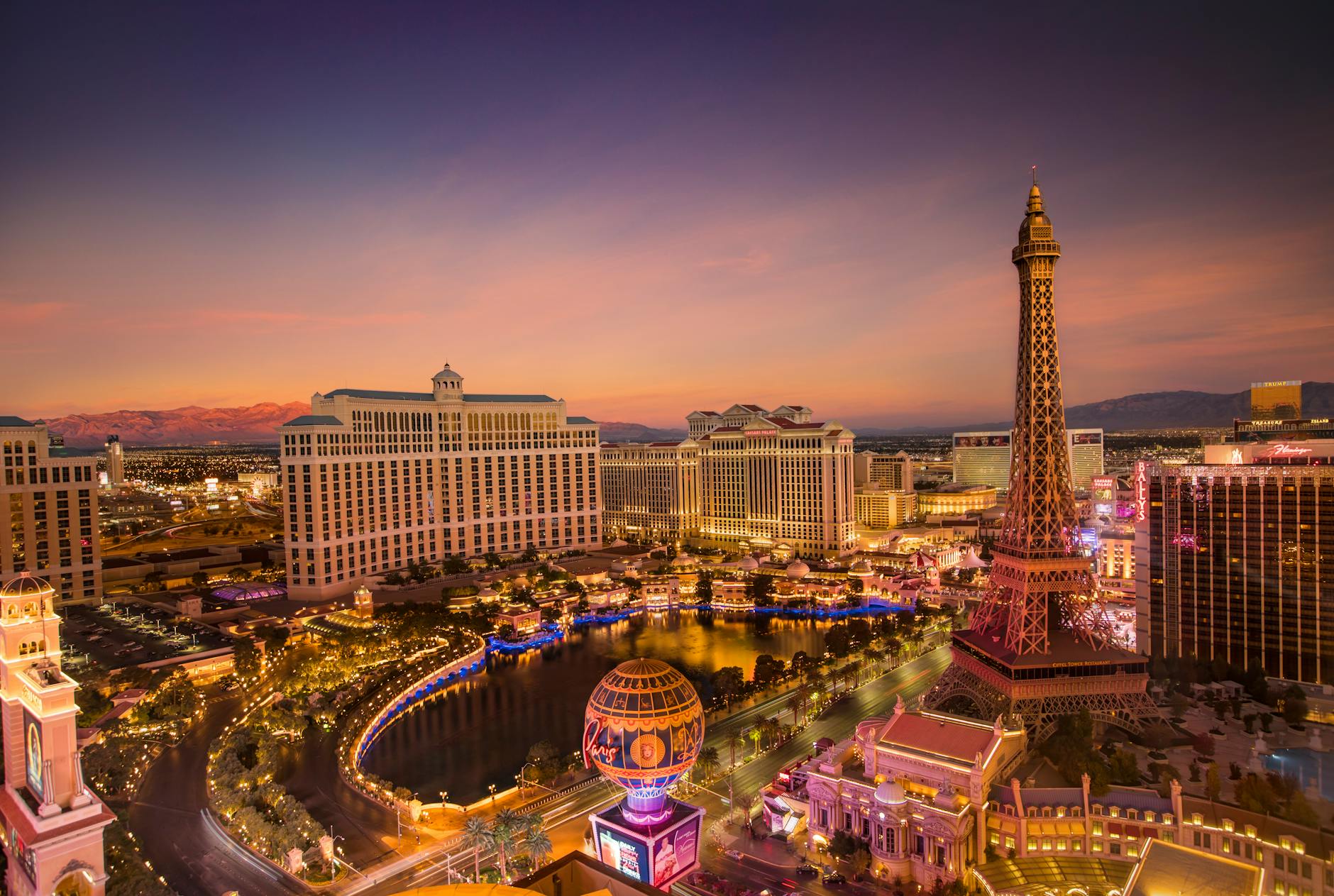 eiffel tower replica in las vegas sunset skyline