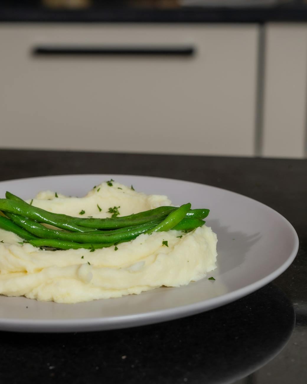 5 Restaurants You Should Never Order Mashed Potatoes From