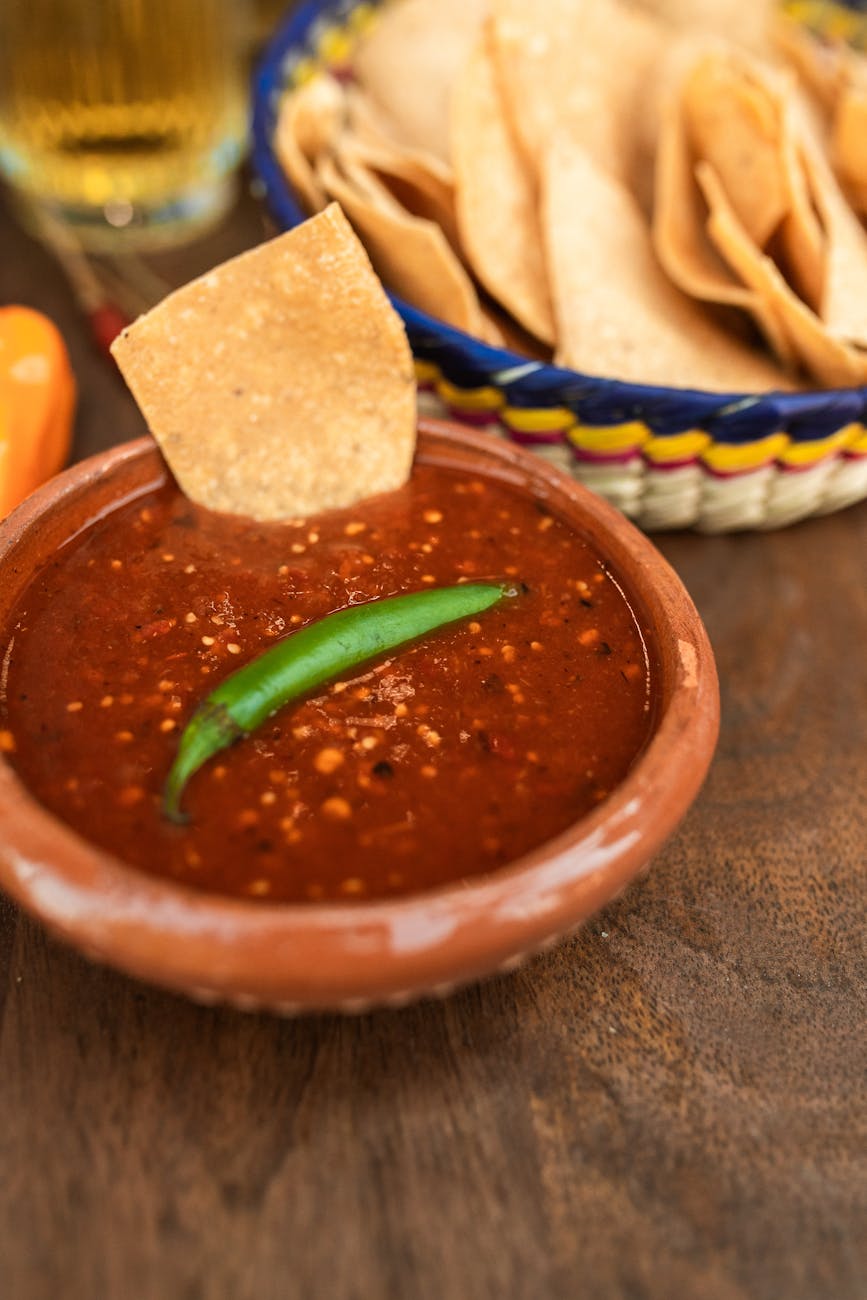5 Grocery Store Delis With The Best Salsa