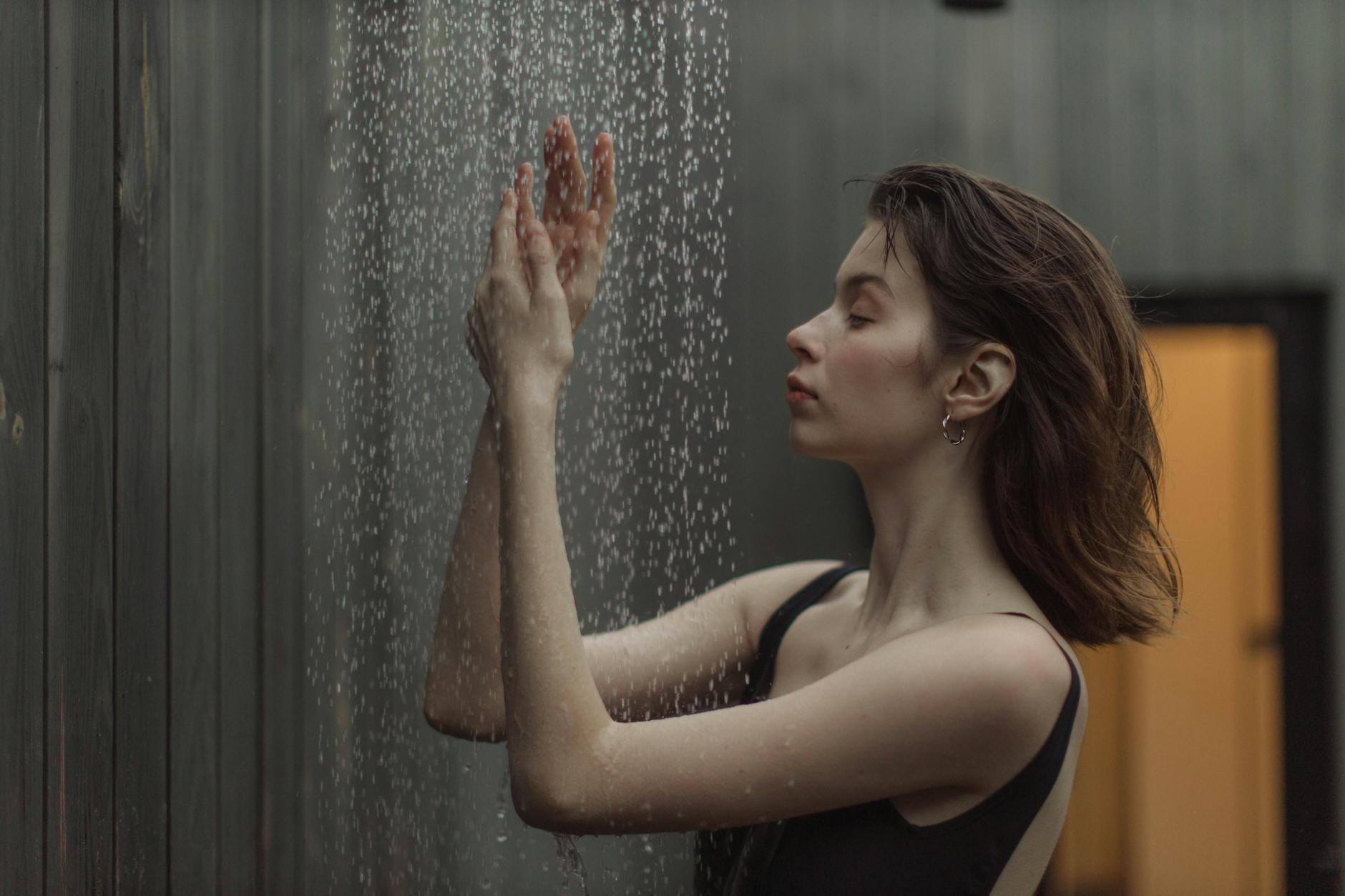 7 Reasons Your Shower Is Thinning Your Hair