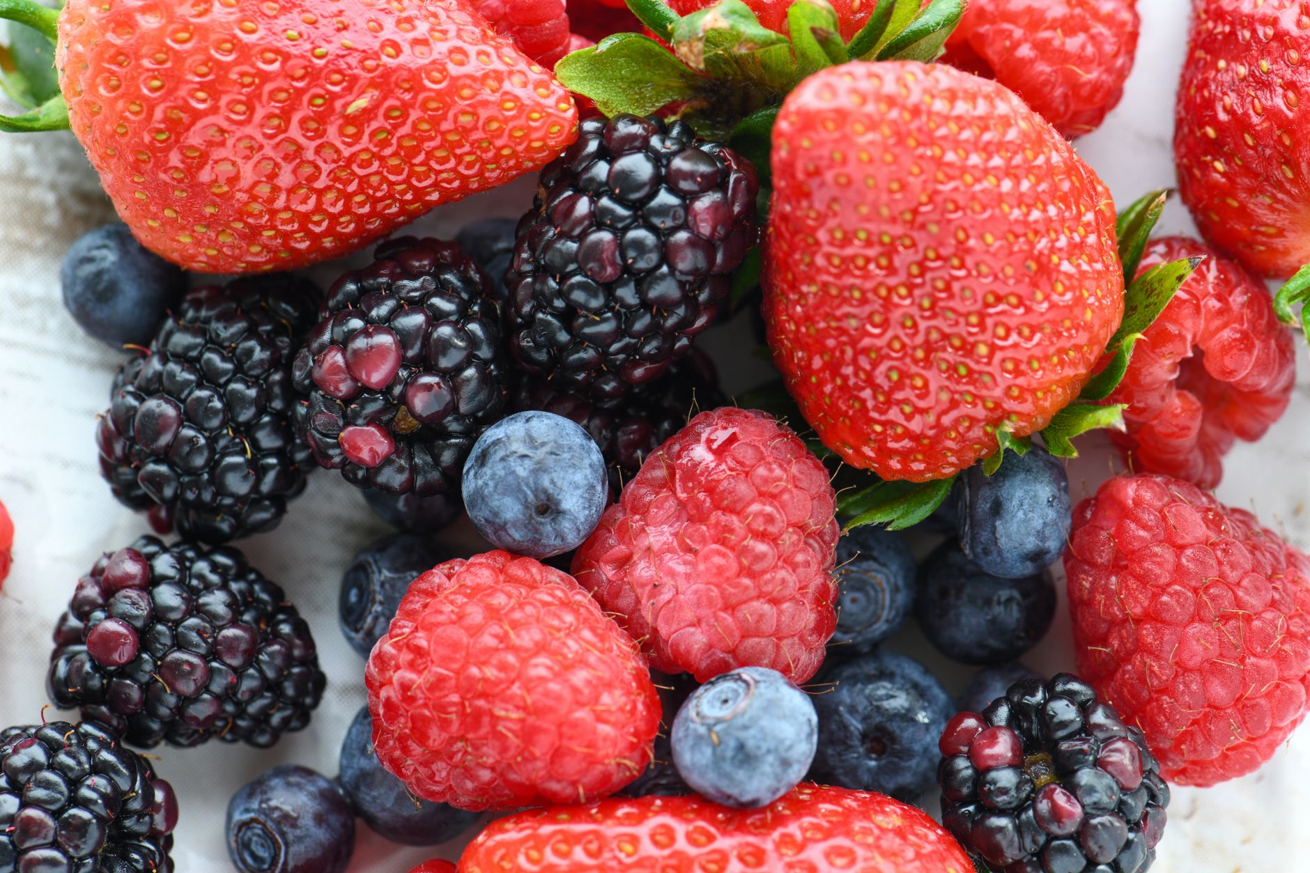 7 Fruits You Didn’t Realize Were Sugar Bombs 