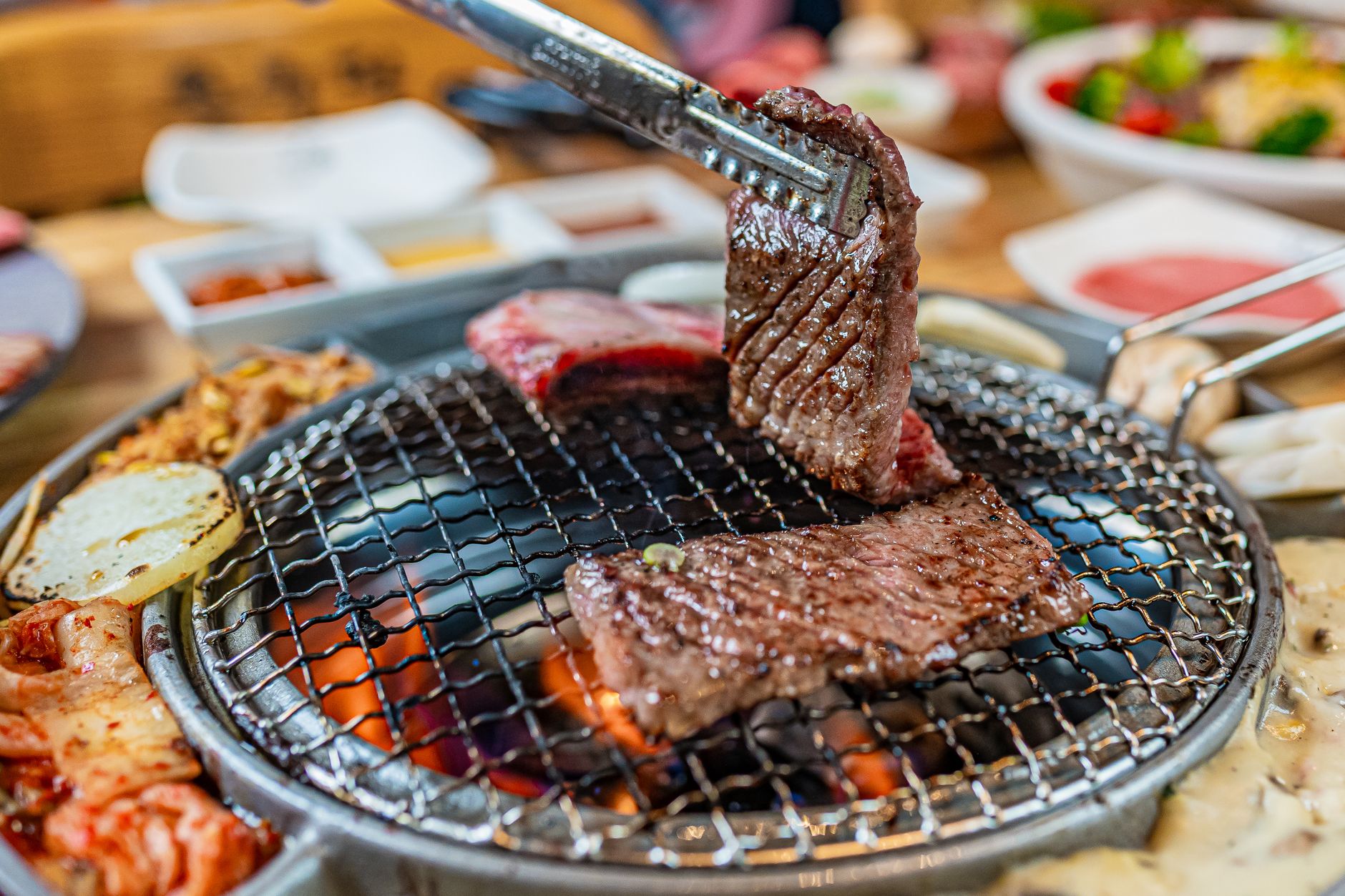 7 Hugh Mistakes You’re Making At Korean BBQ Restaurants
